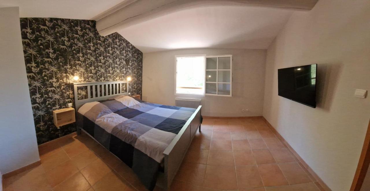 Villa Au Pied De La Sainte Victoire Puyloubier 外观 照片
