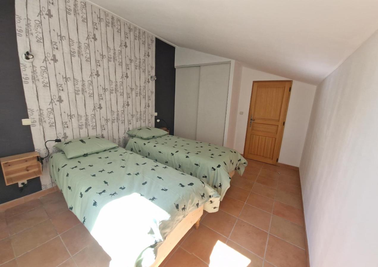 Villa Au Pied De La Sainte Victoire Puyloubier 外观 照片