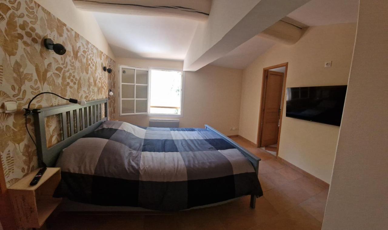 Villa Au Pied De La Sainte Victoire Puyloubier 外观 照片