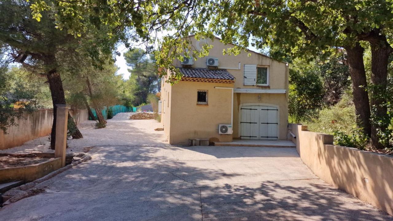 Villa Au Pied De La Sainte Victoire Puyloubier 外观 照片
